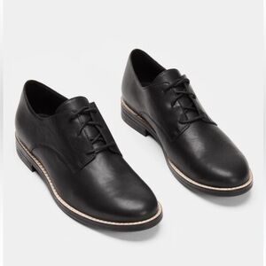 Eileen Fisher Black Milo Leather Black Lace-Up Oxfords. Size 9 1/2